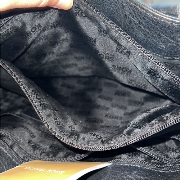 Michael Kors Side Bag - Picture 7 of 8